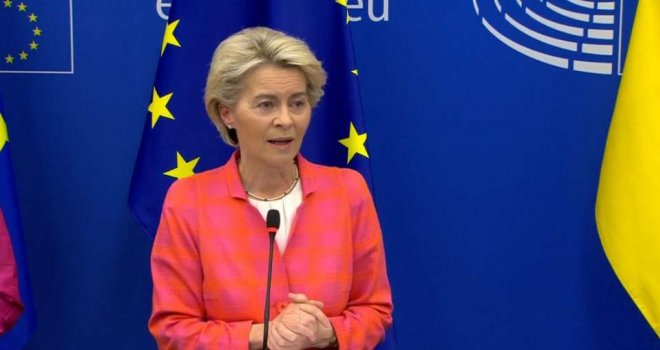 Male šanse za uspjeh: Ursula von der Leyen suočava se sa glasanjem o povjerenju, na udaru desničarske frakcije 
