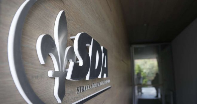 SDA: Schmidt dužan pojasniti izjavu o tri federalne jedinice u BiH