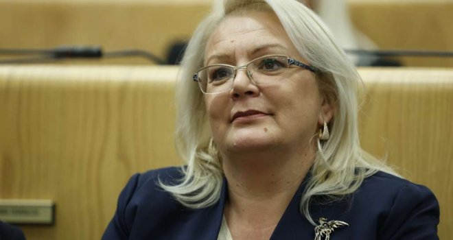 Njena plata bit će najveća: Koji će političari u FBiH od januara 2026. zarađivati više od 5.000 KM?