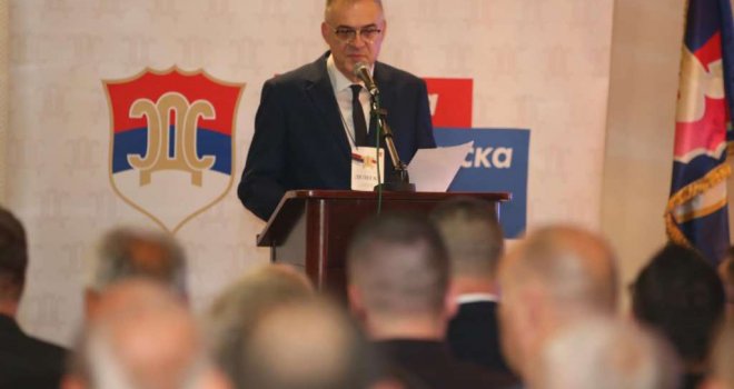 Vanredno obraćanje Miličevića: 'Ovo je početak kraja propale vlasti!'