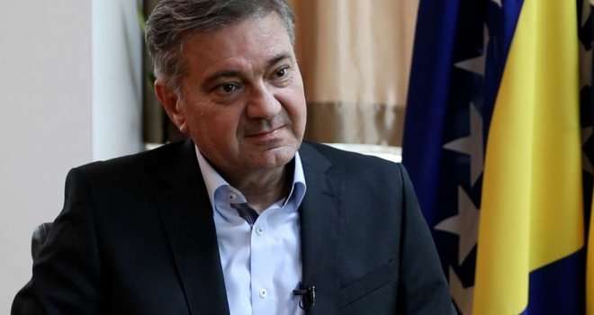 Zvizdić poručio Dodiku: 'Njegovim razumom vlada mržnja prema muslimanima koja nije ograničena samo na Bošnjake'