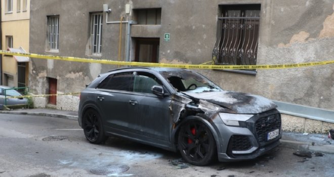 U Sarajevu zapaljen automobil ugostitelja i MMA borca Denisa Stojnića