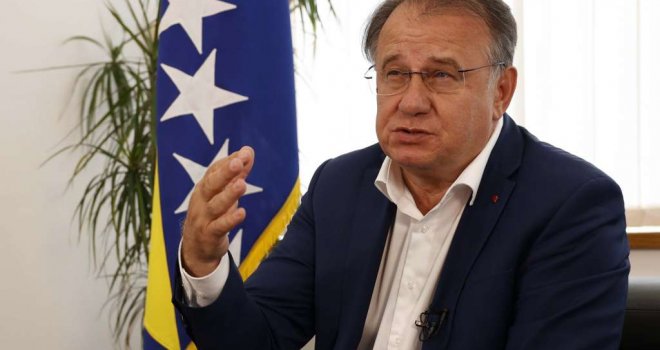 Nermin Nikšić: 'Dug nižih administrativnih jedinica moraju snositi oni koji su ga skrivili'