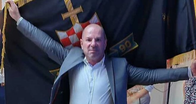 Političar iz Hrvatske šokirao izjavama o neredima u Atini: 'Nije uboden u vrat, prsa, trbuh ili neko drugo mjesto...'