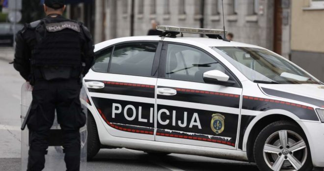 Detalji horora u Sarajevu: Majku ubila nožem, tijelo dva dana bilo u stanu?