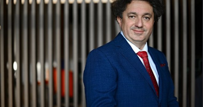 Alen Pilav reagovao na izjave Sebije Izetbegović: 'Nije lako kada ti oduzmu akademsko zvanje zbog lažne diplome'