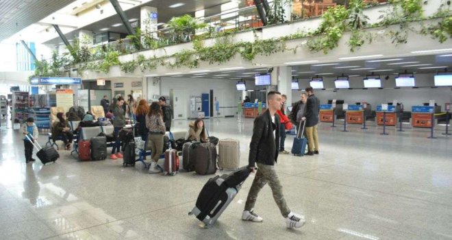Promjene na sarajevskom aerodromu: Evo gdje se sada vrši pasoška kontrola putnika, ali to nije sve...   