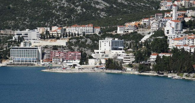 Budite oprezni  ako planirate odmor u Neumu: Na Bookingu oglašavaju objekte koji ne postoje, uzmu avans i više se ne jave