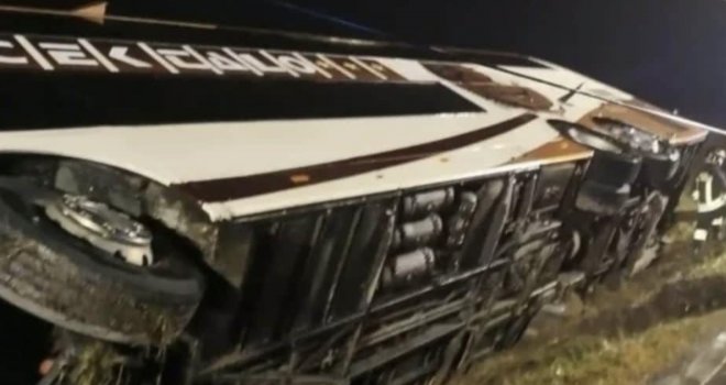 Autobus sa turistima iz BiH se prevrnuo kod Venecije, više povrijeđenih