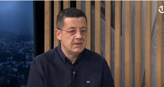 'Istina je da mi je SIPA oduzela mobitel, neka sve sporne sadržaje prikažu javno...'