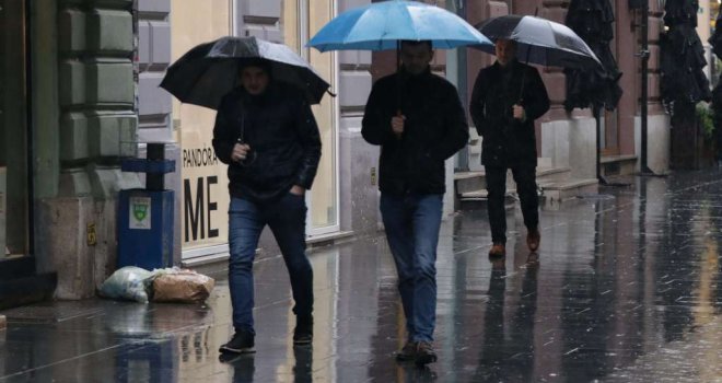 Meteorolozi najavljuju: Malo sunca pa ponovo kiša, grmljavine, pljuskovi...