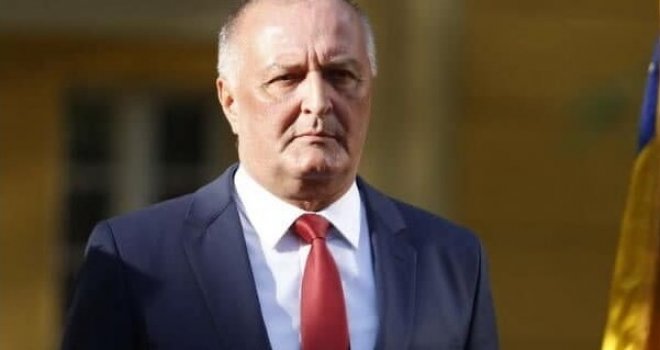 Helez: Helikopter Oružanih snaga BiH stiže u pomoć Mostaru