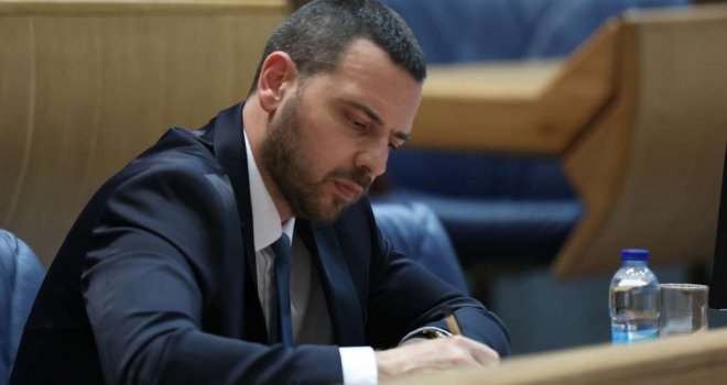 Magazinović: Usvojena inicijativa za izmještanje migrantskog kampa Blažuj