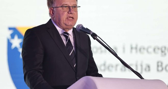 Pala odluka: Poznato ostaje li Nermin Nikšić predsjednik SDP-a!