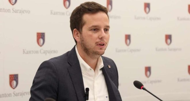 Uk: Ako ne bude dogovora, pokrenut ćemo izbor nove ministrice obrazovanja