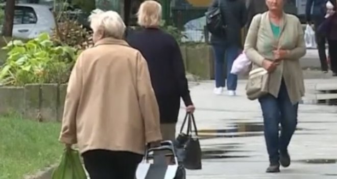 U penziju tek sa 70 godina: 'Plaćao sam porez cijelog života... Kad ću imati vremena za djecu i unuke?!'