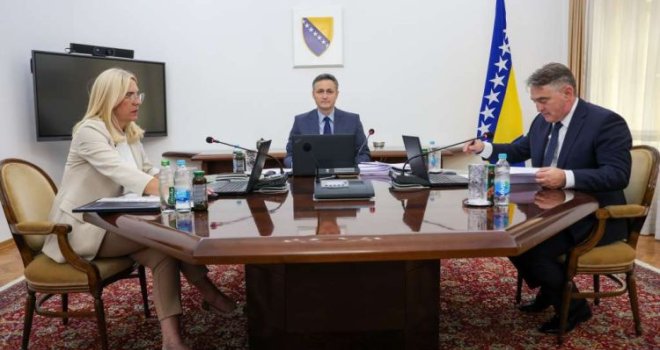 Predsjedništvo BiH opet nije usvojilo budžet: Usvojeni Bećirovićevi zaključci o odnosima sa SAD-om