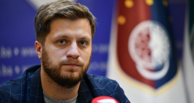 Irfanu Čengiću poništena diploma: 'Inspektorat RS donio rješenje... Svjestan sam motiva i načina na koji je ova odluka donesena'