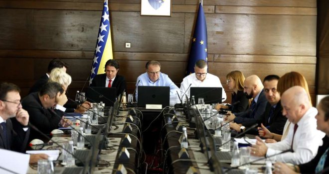 Vlada FBiH na hitnoj sjednici izmijenila odluku za nabavku lijeka za cističnu fibrozu