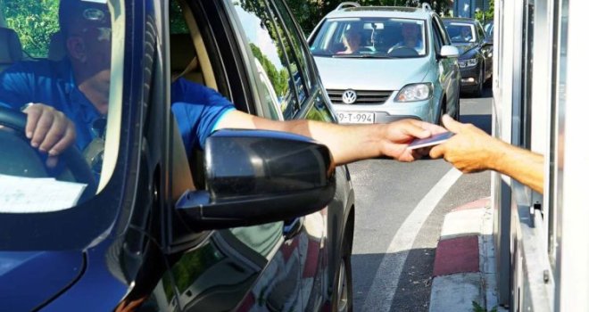 Državljanin BiH imao čudan pečat u pasošu: Policajci otkrili pozadinu