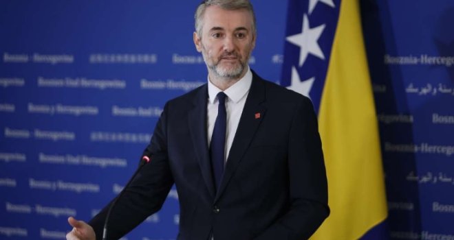 Forto: Sutra opet očekujem sastanak Trojke i opozicije iz RS