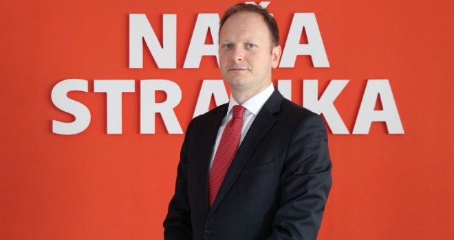 Naša stranka pisala medijima kako da izvještavaju o uhapšenom ministru Bojanu Bošnjaku