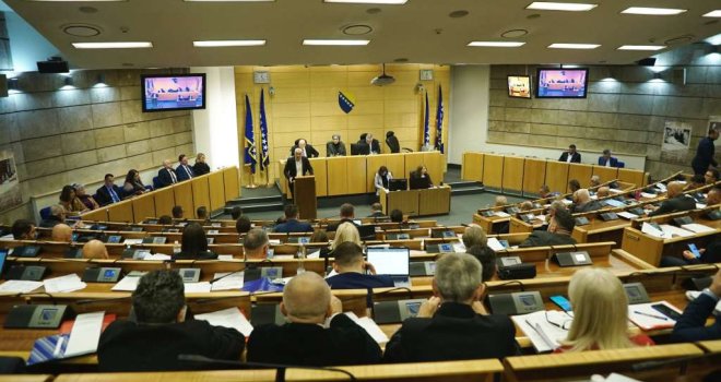 Predstavnički dom usvojio novi zakon o zaštiti od nasilja u porodici i nasilja nad ženama