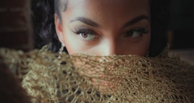 Žene poslije 40. rade jednu stvar svako veče misleći da je zdrava, a ona im bukvalno ‘jede’ mladost