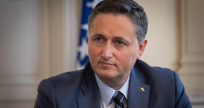 Bećirović na Danu sjećanja na genocid u Srebrenici: Rukovodstvo Srbije ne želi da se suoči sa istinom, to je nedopustivo