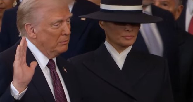 Isplivale golišave fotke Melanije Tramp: Drugi muževi bi ih spalili, ali Donald je ponosan na svoju suprugu 
