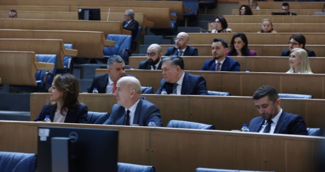 Ništa od smjene ministra Konakovića, SNSD ponovo nije prisustvovao sjednici