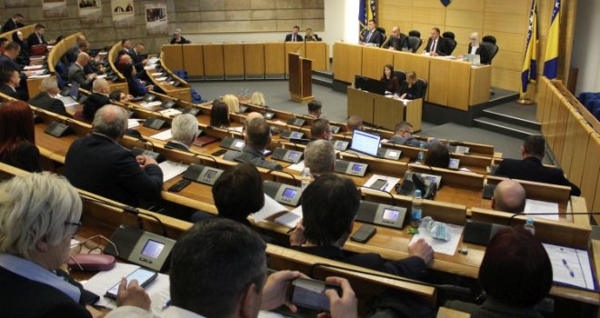 Završena sjednica Doma naroda Parlamenta FBiH: Usvojeni izvještaji o radu nekoliko agencija