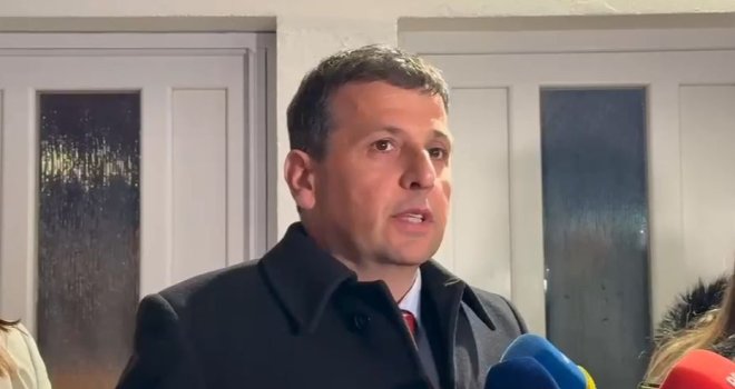 'Čović potvrdio da je za njega Dodik korisni idiot i ovan...'