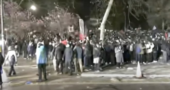 Turska uhapsila 1.100 demonstranata nakon pritvaranja Ekrema Imamoglua
