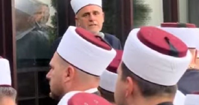    Emotivni govor efendije Hašima Zahirovića na dženazi svom sinu: Sanjao je da sam ja umro