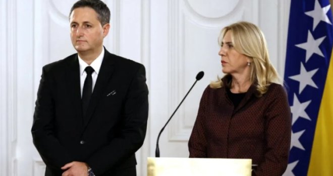 Na sahrani papi Franji u Vatikanu Krišto, Bećirović i Cvijanović, a umjesto Komšića... 