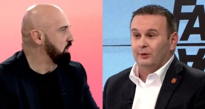 Ćosić: Hoćeš da padne mrtva glava?! Isak: Kome će past' glava? Dodik se hapsi... Po figuri mi ličiš na Turčina!  