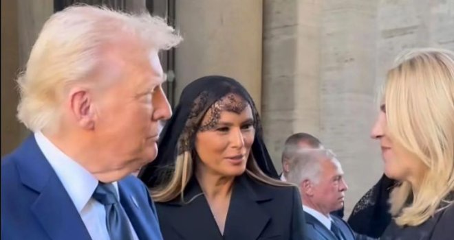 'Čim ga sretnete...': Besramno dodvoravanje Trumpu ne prestaje, Cvijanović ga presrela u Vatikanu