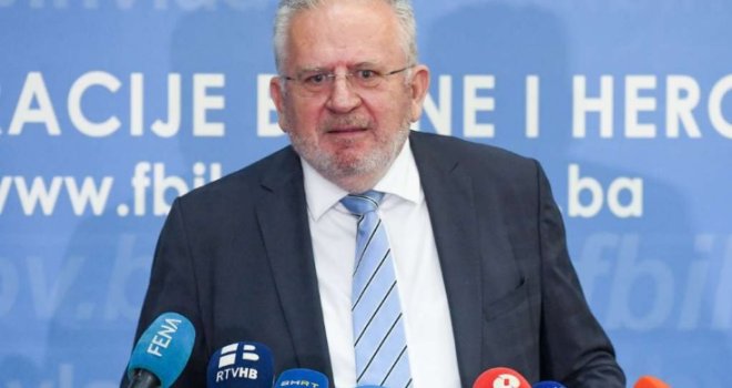 Nije došlo do smanjenja broja zaposlenih zbog povećanja minimalca, tvrde iz ESV FBiH