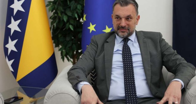 Ministar Konaković zakukao: 'Radončić me blokirao na telefonu'