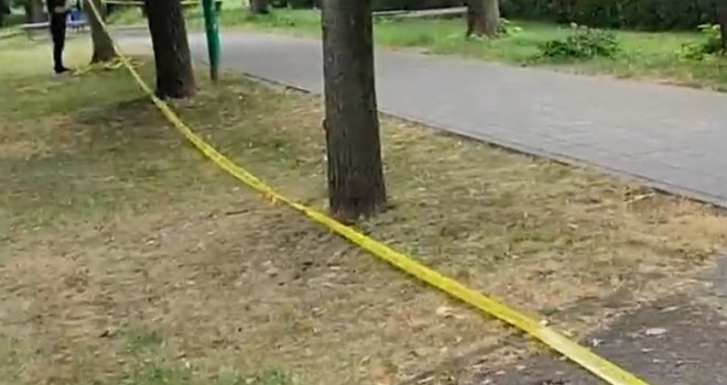 Nasilno razbojništvo u Sarajevu: Muškarac izudaran i opljačkan na Vilsonovom šetalištu