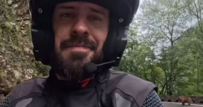 Marko Rokvić podijelio sa fanovima svoj bliski susret sa divljim medvjedom