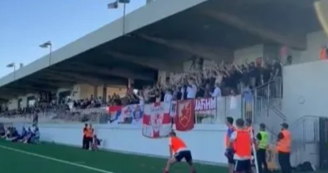 Skandalozno: Delije na Gibraltaru veličali ratnog zločinca Mladića
