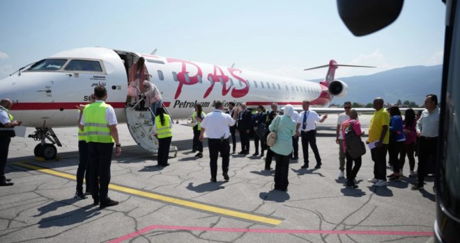 Glavni gradovi BiH i Egipta od sada direktno povezani: Danas sletio avion iz Kaira