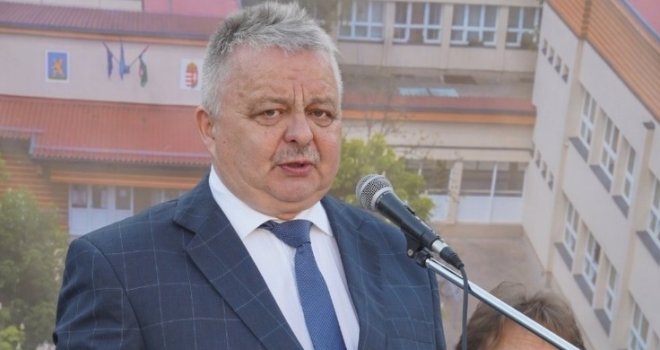 'Kako lijepo, među prvačićima nema nijednog Muhameda': Sramna izjava gradonačelnika podigla prašinu