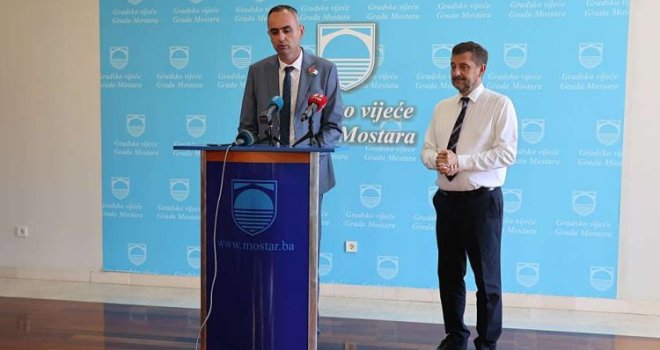 Kordić: Deponija Uborak blokirana, otpad privremeno ide u Zenicu
