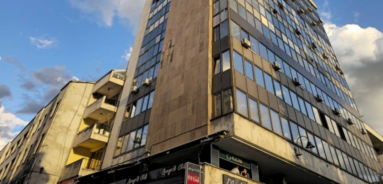 upi-zgrada-obrusavanje-1