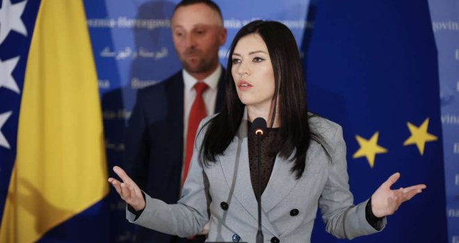 Vulić i Kojić: Predloženi budžet neustavan, u potpunosti ga odbacujemo