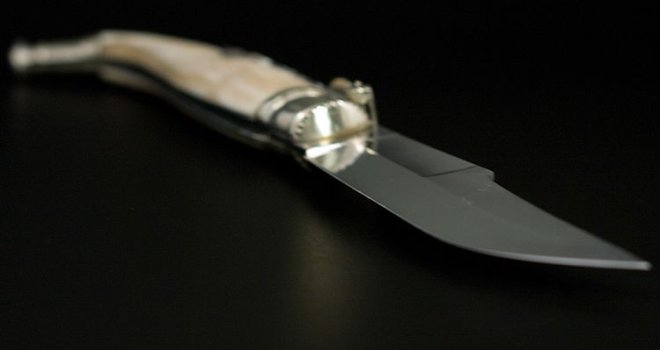 Horor u Sarajevu: Djevojčica nožem napala drugu u krugu škole