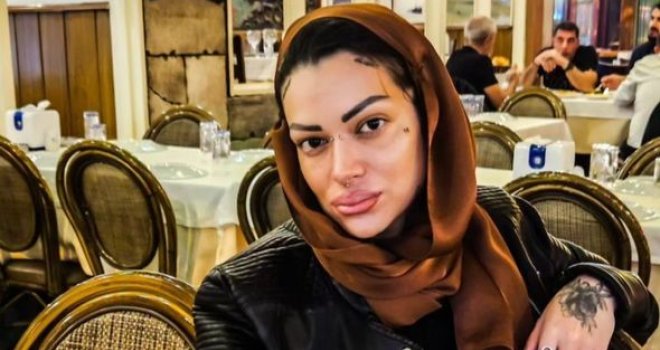 Pjevačica bila u braku samo 12 dana: Sada se ponovo udala za bivšeg muža, prešla na Islam